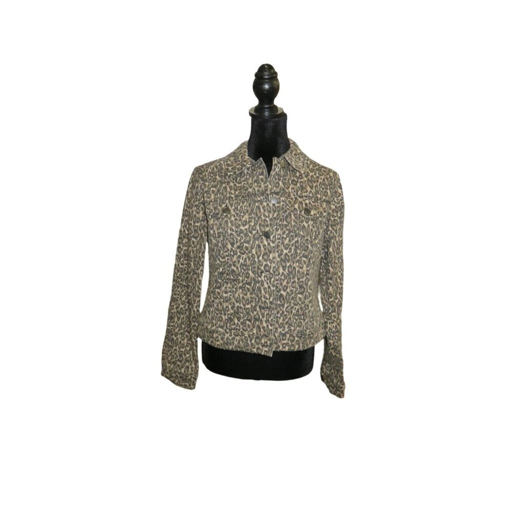 D. Jeans Leopard Long Sleeve Button Up Denim Jacket